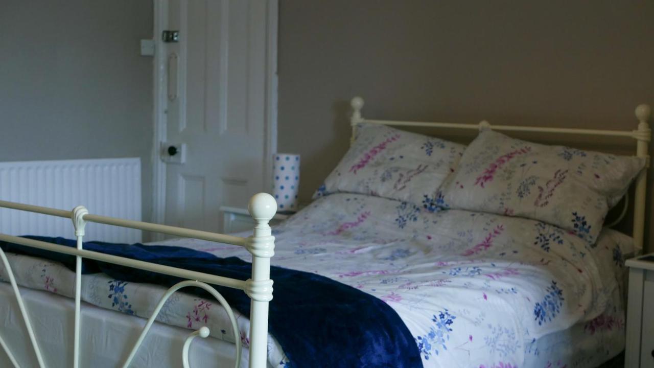 The Bustard Apartment Солсбъри Екстериор снимка